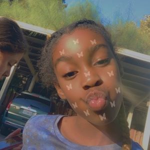 Meet your Posher, Jade